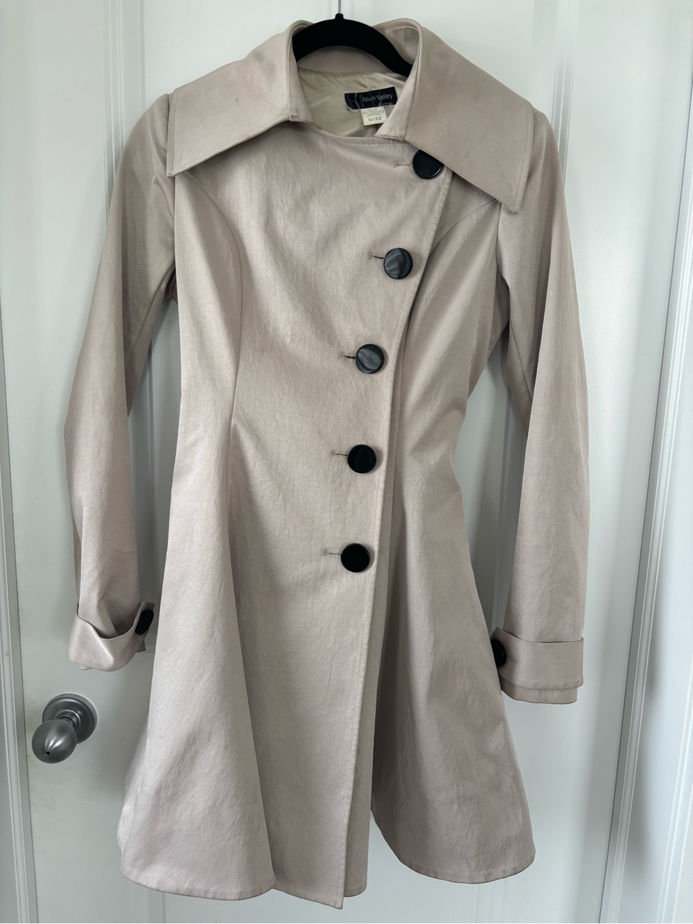 Alvin Valley Tailored Light Beige Trench Coat with Black Buttons